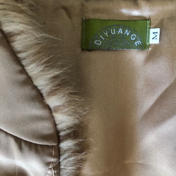 Diyuange Vest - Picture 4 of 4